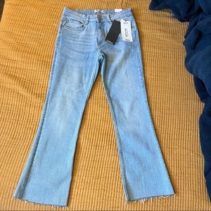 New Zara jeans, trendy cut